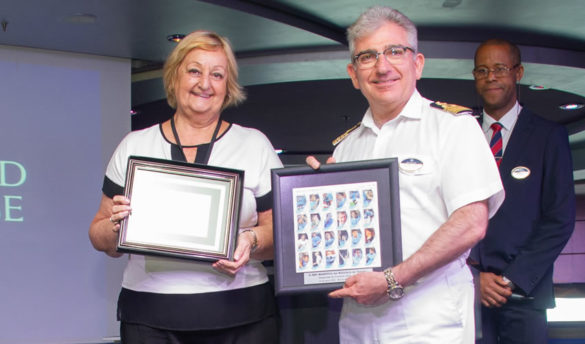 Ministra Liliam Kechichian y el capitán Roberto Leotta.