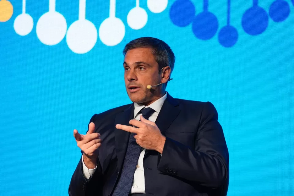 Guillermo Michel desafía a Fregonese por el presupuesto 2026 y el ajuste educativo