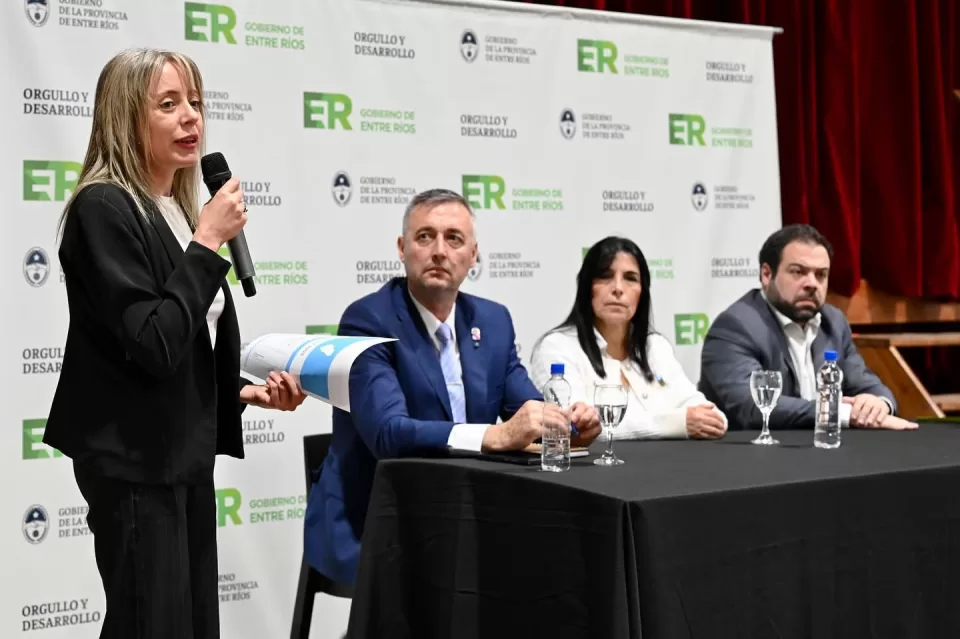 Lanzamiento capacitación Boleta única de Papel