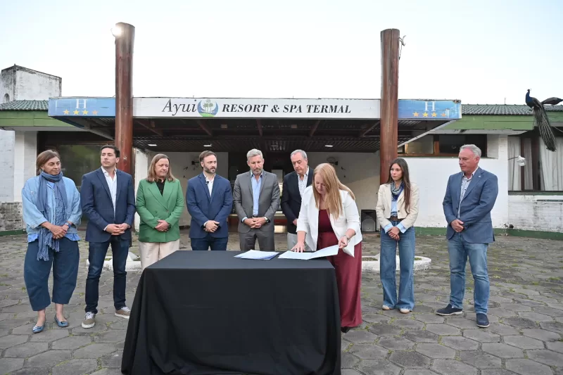 Hotel Ayuí Concordia licitación recuperación 2025