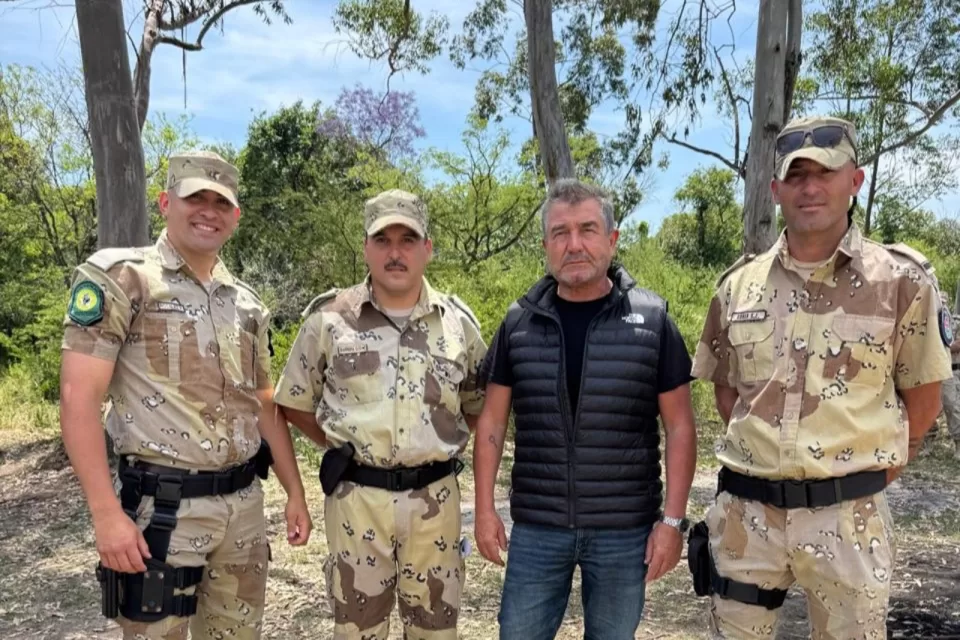 equipamiento policial Fusil FAL Entre Ríos