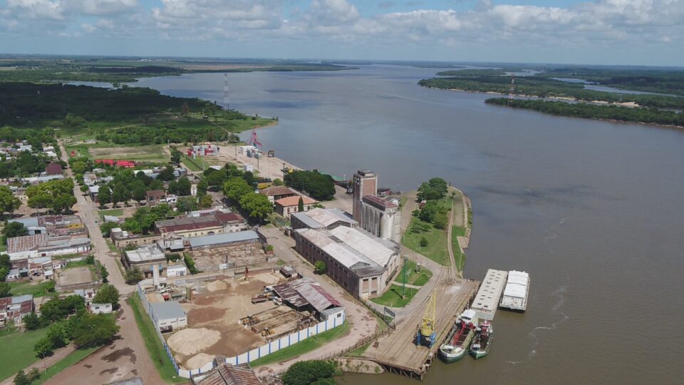 Vista aérea del puerto de Paysandú Uruguay