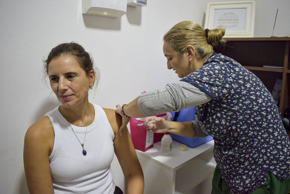 Recomiendan vacunarse contra la gripe antes del pico de circulación del virus en Entre Ríos - Salto Grande Extra