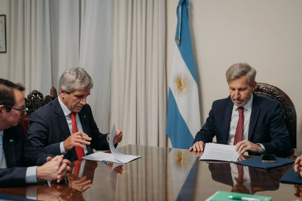 Frigerio firmó un convenio con Nación que reconoce deudas y transfiere inmuebles a Entre Ríos - Salto Grande Extra