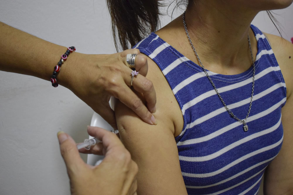 Ante el aumento de casos de gripe, Salud refuerza el llamado a vacunarse en Entre Ríos - Salto Grande Extra