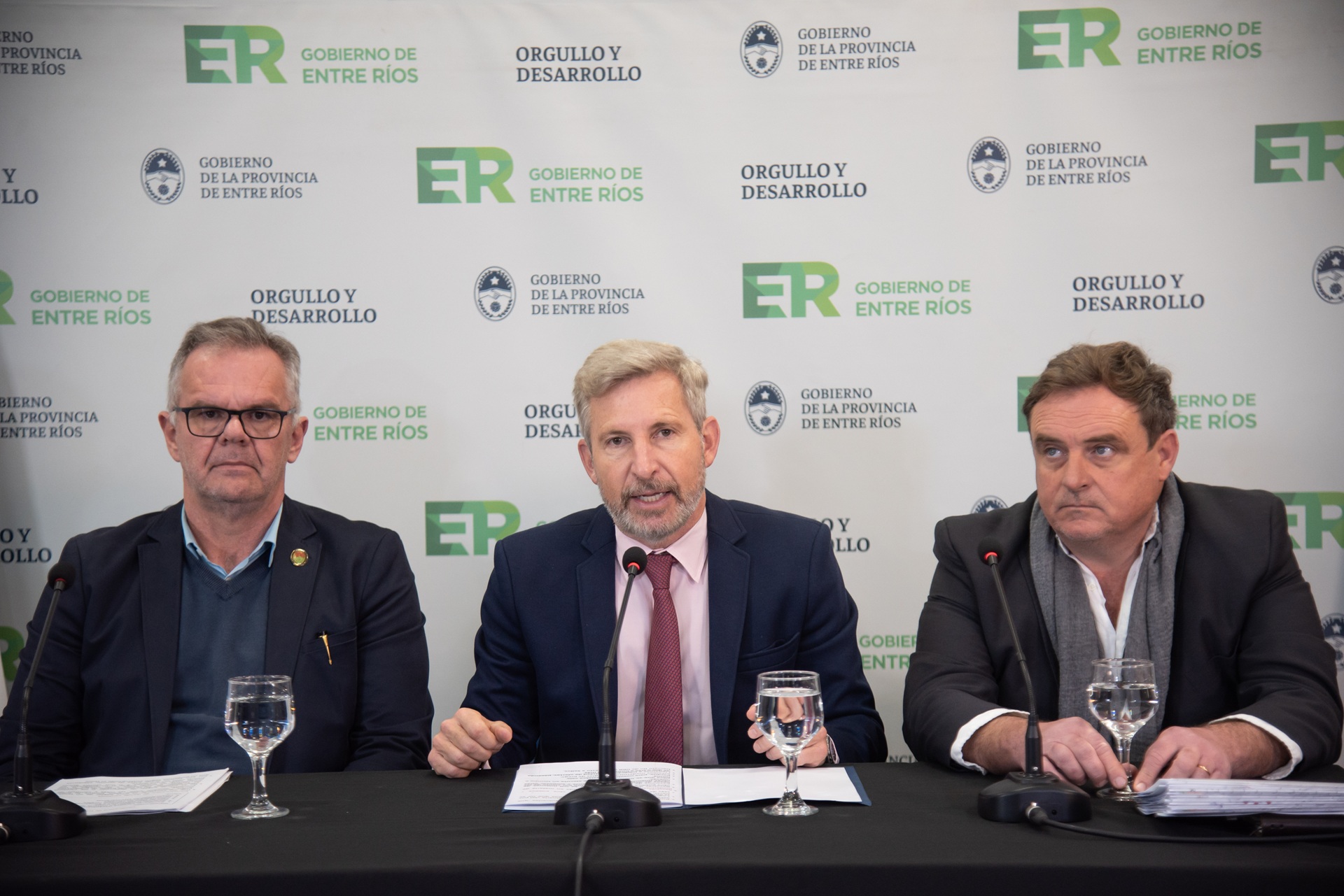 Frigerio toma deuda externa para reconstruir rutas "desde cero" ante el vacío nacional - Salto Grande Extra