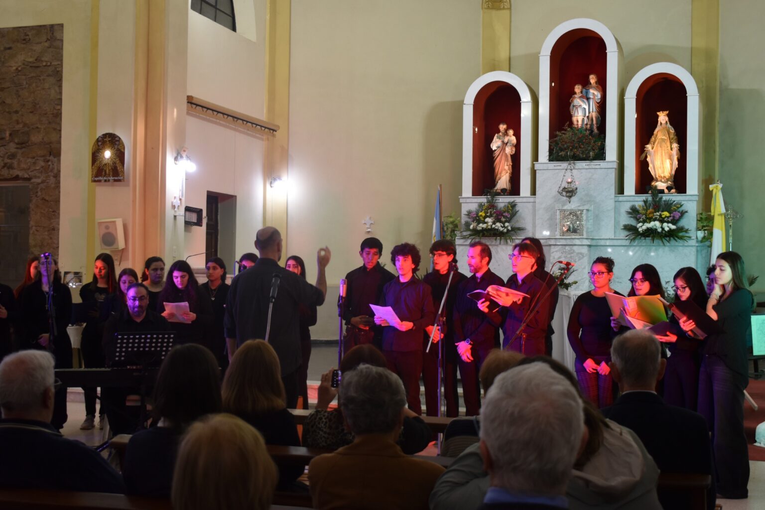ala lírica en el río Uruguay: La Parroquia Santos Justo y Pastor conmemoró 150 años - Salto Grande Extra