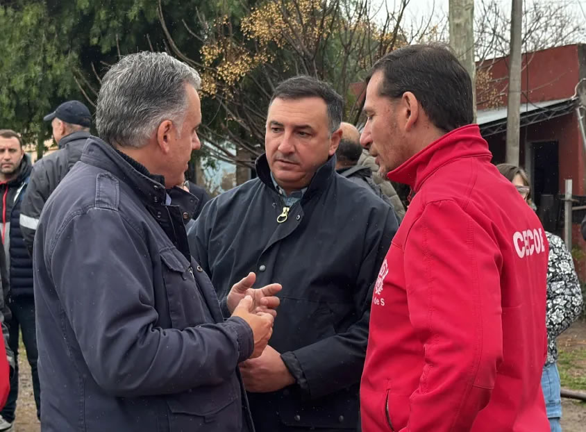 El presidente Yamandú Orsi recorrió las zonas afectadas por el severo temporal en Salto - Salto Grande Extra