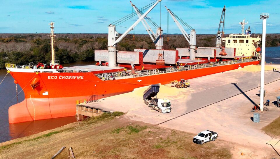 Operativa de carga para la exportación de soja No-GMO Entre Ríos en el Puerto de Concepción del Uruguay